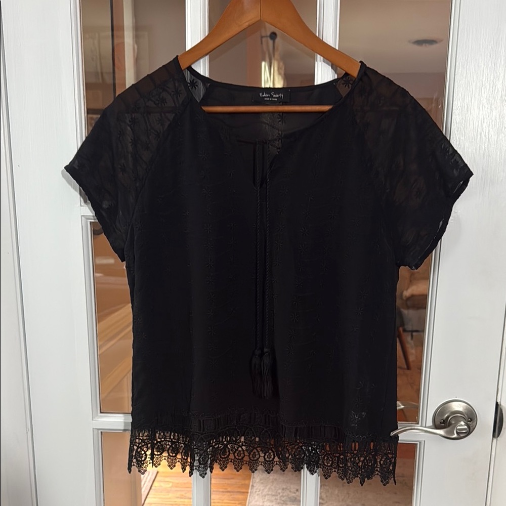 Eden Society Black Tie Front Cap Sleeve Blouse, Medium